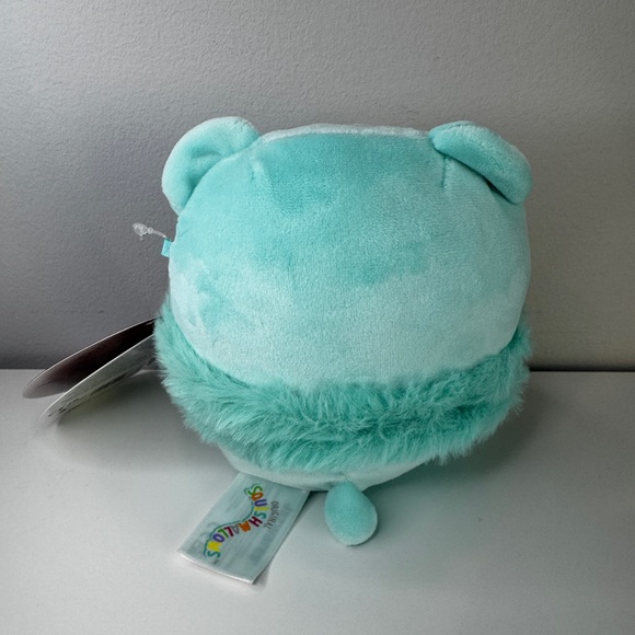 Belinda the Macaron Bear 🐻 Squishmallow - Picture 3 of 4